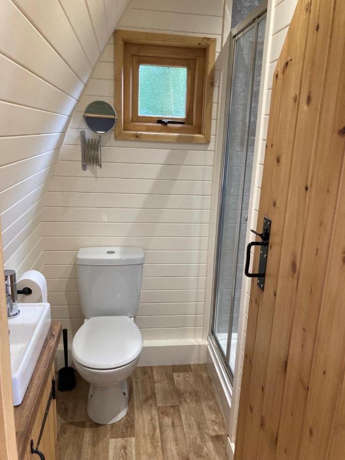 Hotel Delor - Bryntalch Glamping Pods Montgomery Esterno foto