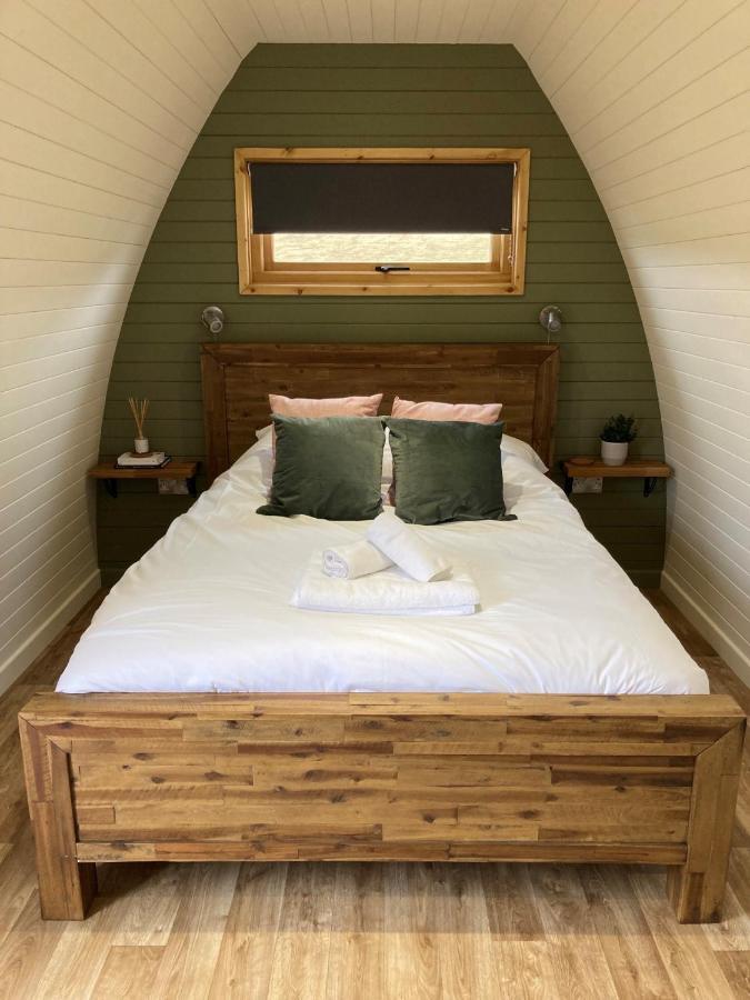 Hotel Delor - Bryntalch Glamping Pods Montgomery Esterno foto