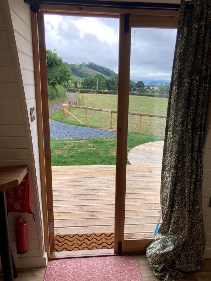 Hotel Delor - Bryntalch Glamping Pods Montgomery Esterno foto